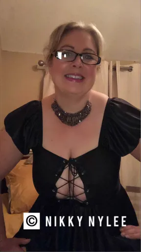 Nikky Kinky Nylee