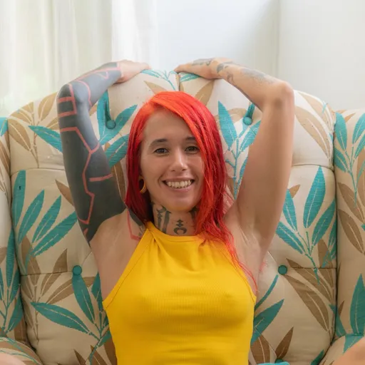 Nora Redmain FREE