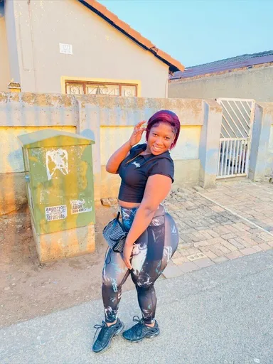 Nox Bae gal