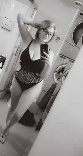 Roxy Fox