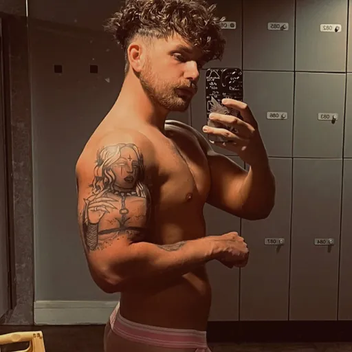 Sam🍆