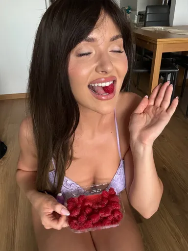 Kate 🧸