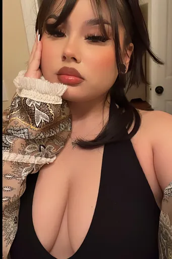 <3