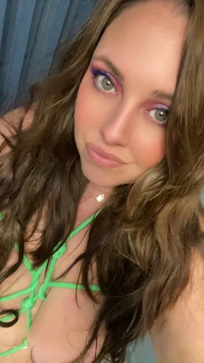 Peachy Vixen