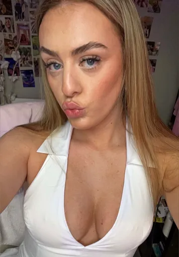 Pretty Kitty