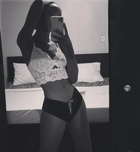 Pretty black