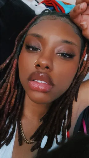 💋β𝐚𝑒 💦