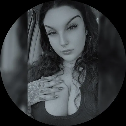 Raven 🖤✨
