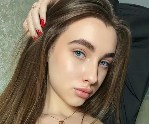🖤🇷‌🇪‌🇳‌🖤