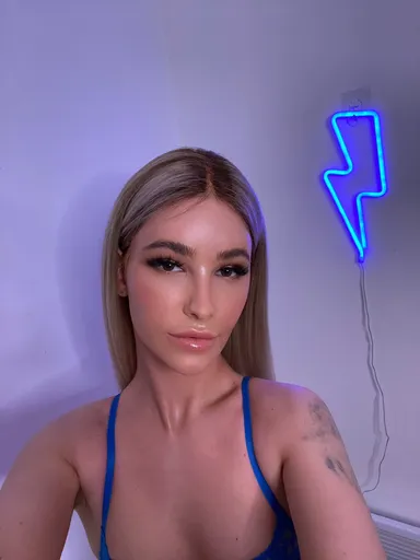 rosie cheeks
