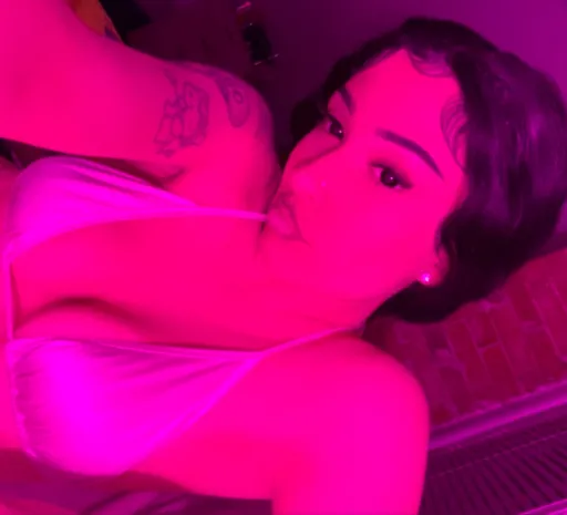 Mia