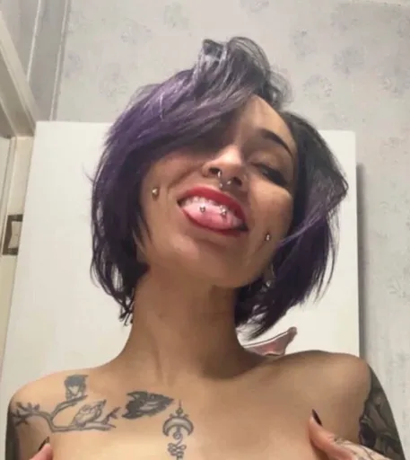 Sabrina Amoret