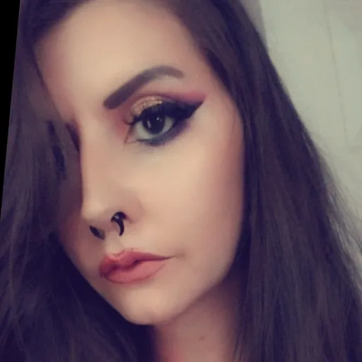 Sapphire Skye