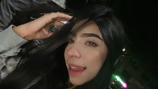 sara_lopee