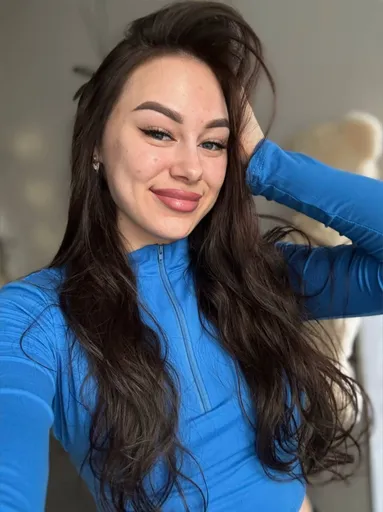 Sara Thorn 💙