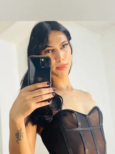 Sarah Vindas C