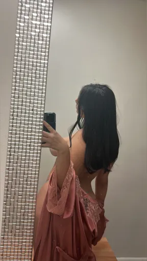 Sari Velvet