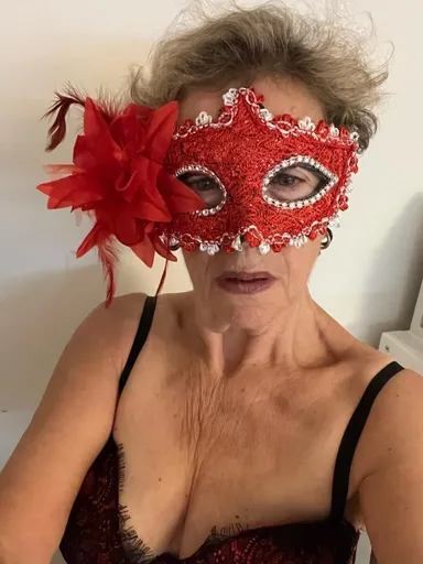Scarlet Queen