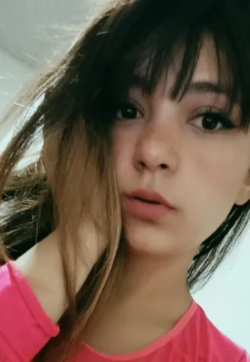 angela