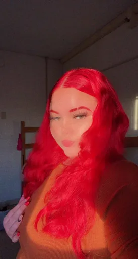 Sexxxy Red