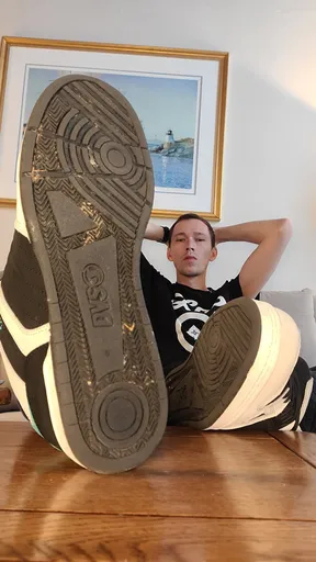 Sir Travis SkaterFeet
