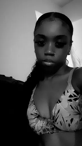 Muvam👅