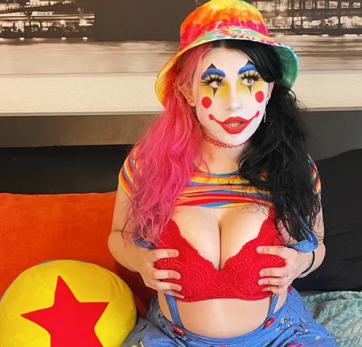 pixie mae puddles🤡✨