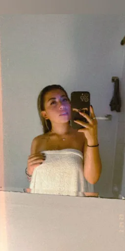 Petite Sofi✨