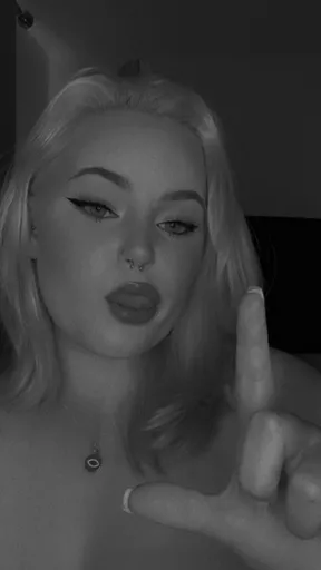 Sophie Anderson x