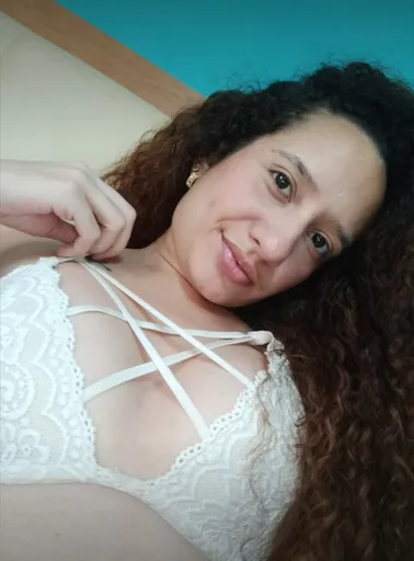 Sophie Fox🦊 Always available for vcall😘