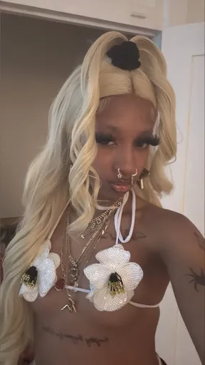 ✩༻𝓻𝓵𝓵𝔂 𝓱𝓮𝓻༺✩