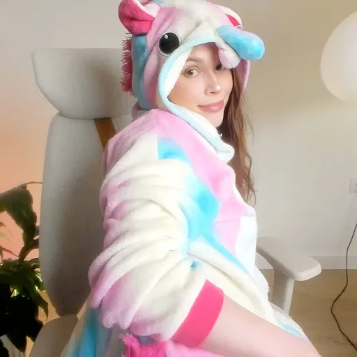 Hi, I am Stacy! 🥵 LOOK AT TOP POST 🍓💦