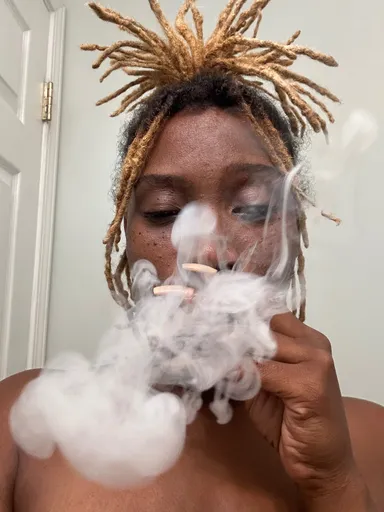 Your Fav Sex Therapist 🦋