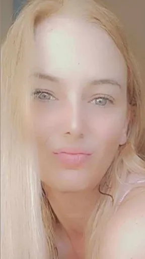 Tara Heim - Aussie Green Eyed Blonde