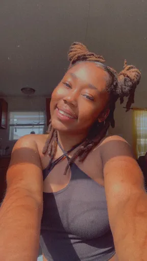 Honey 🫣💦