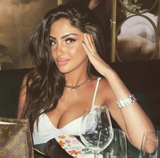 Jenna the Arabic Queen