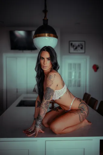Cleo Stone