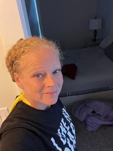Curly red