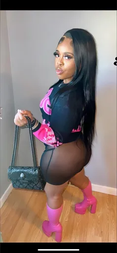 Shorttcakkees👅💋