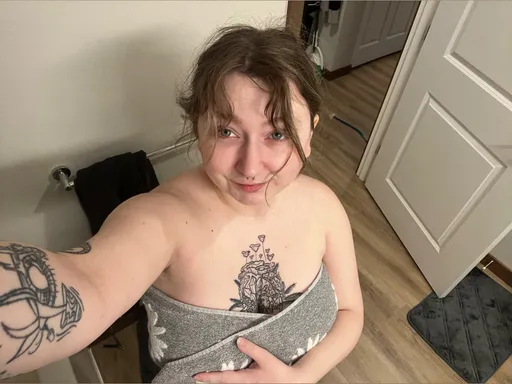 Tianna🔔🕸️🧛🏻‍♀️