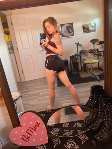 Tia✨