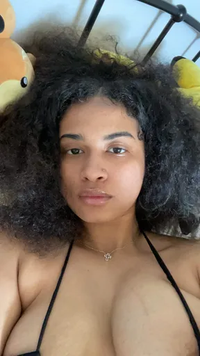 alexis
