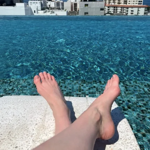 Tootsy Footsie