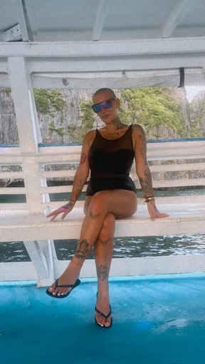 Naomi True