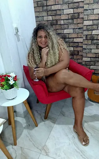 ELAINE VIEIRA