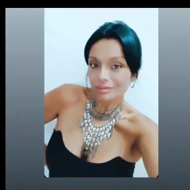 Tuya por un rato💋
