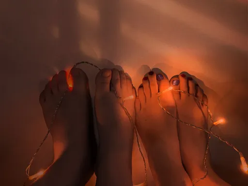 TwinFeet