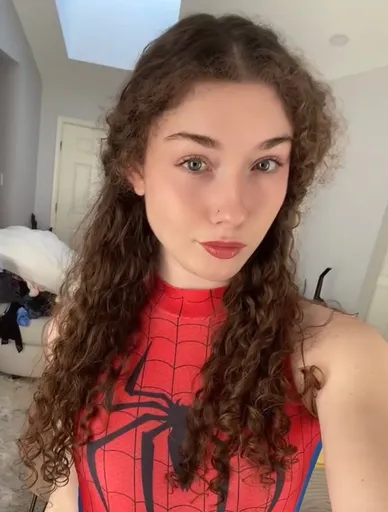 Ivy Elle