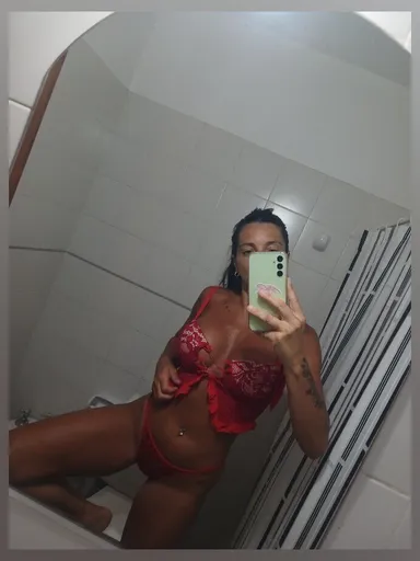 Alina👙💅😽