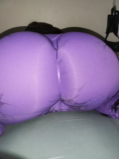 Isabella's Mexican Bubble Butt